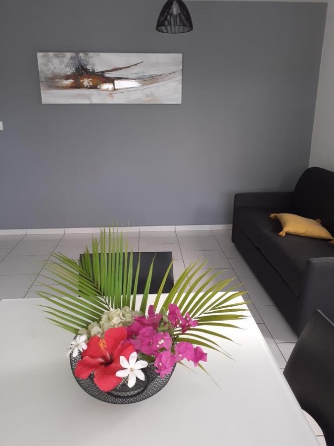 Gites De Corneille, Bungalow Sweet Mango Le Moule Exterior photo